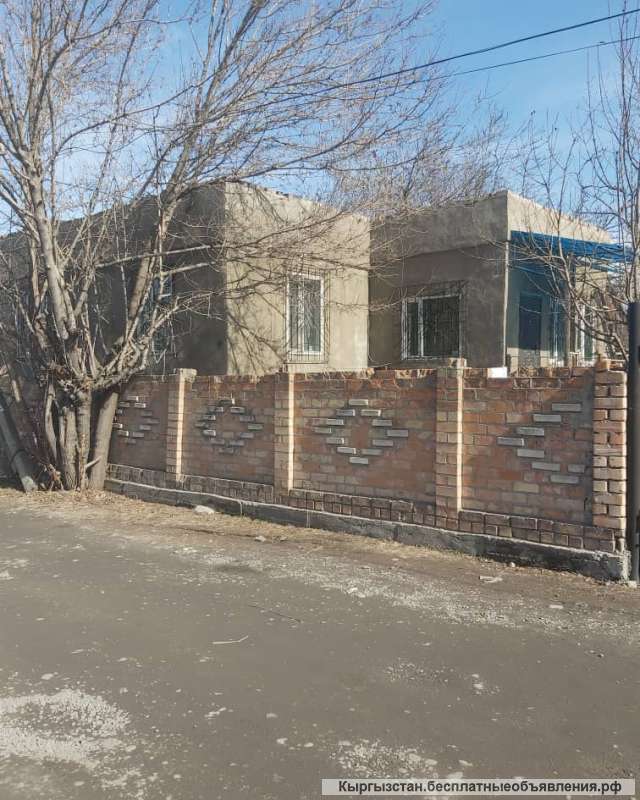 Дом, 4 комнаты, р-н рынка Баят, 45 000 $, б/п