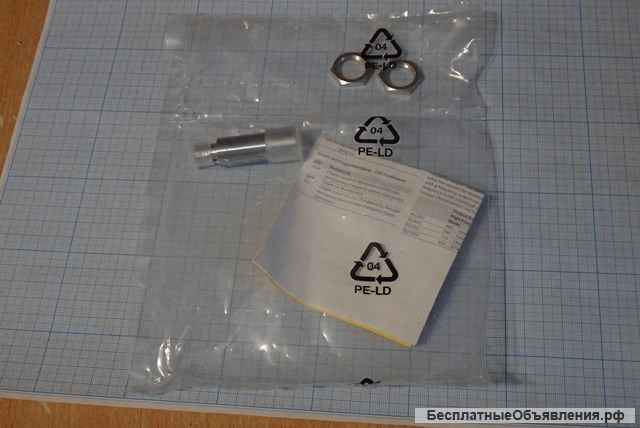 Ультразвуковой датчик TURCK RU40U-M18M-UP8X2-H1151 1610008