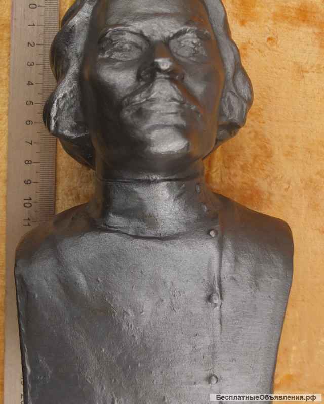 Силуминовая статуэтка Максим Горький, авторская, СССР