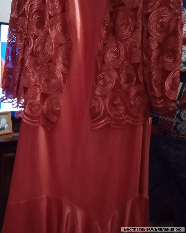 Платье