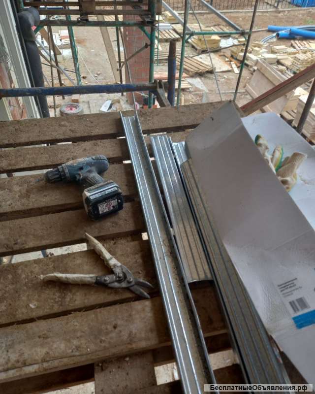 Мастер на час, сантехник со своим инструментом