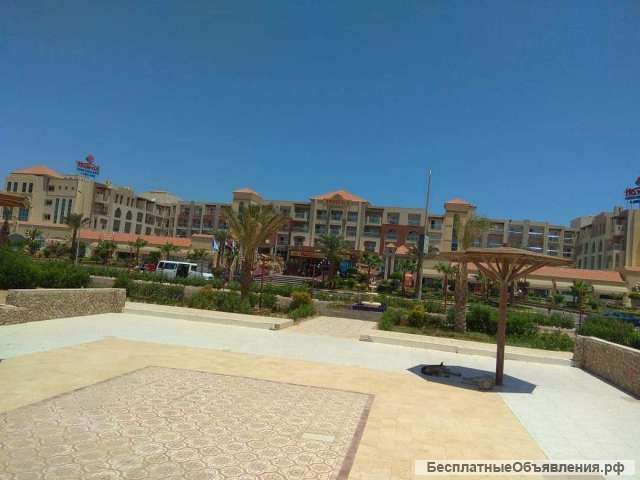 Квартира в комплексе с бассейном в Хургаде (Египет)