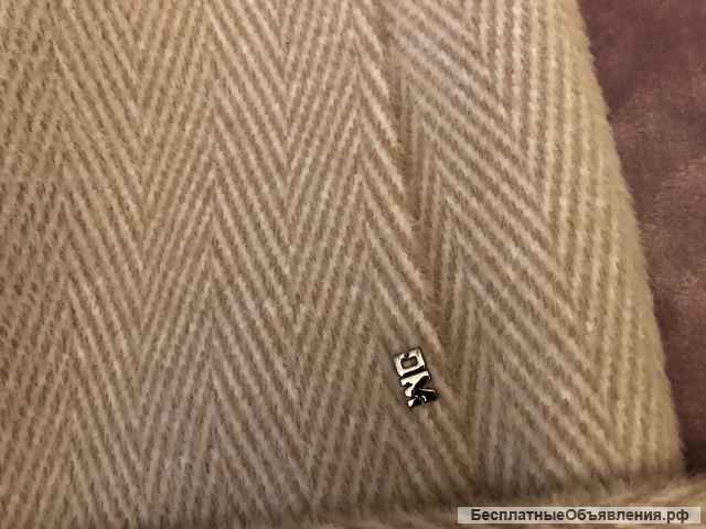 Пальто демисезонное новое Dolchemoda-48