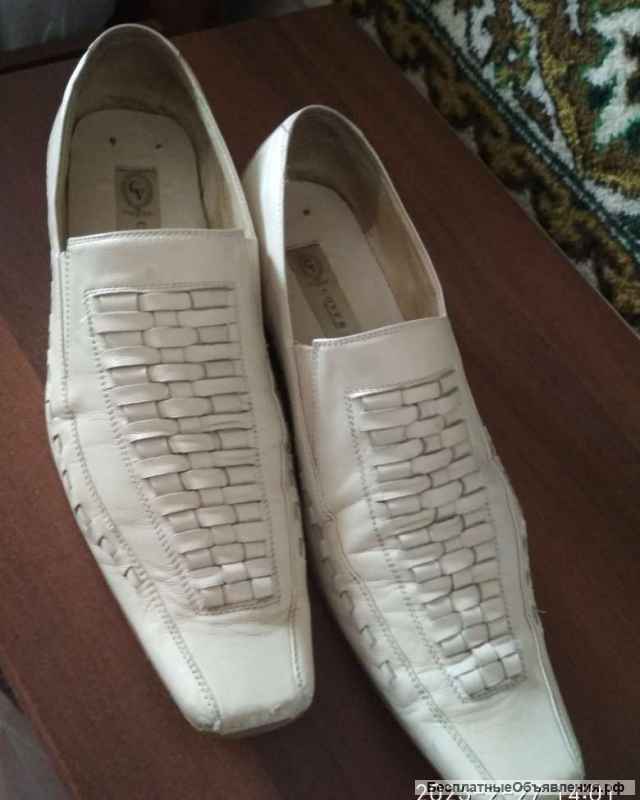 Мужские кожа летние туфли 41-42 б/у Италия фирма CVCover