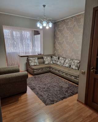 Сдаю 2-комнатную квартиру, по ул. Московская/ Шопокова, б/п