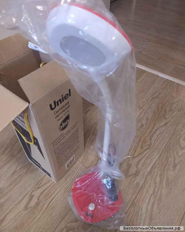 Лампа настольная светодиодная