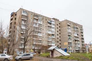 1- квартира, Сергея Лазо 10