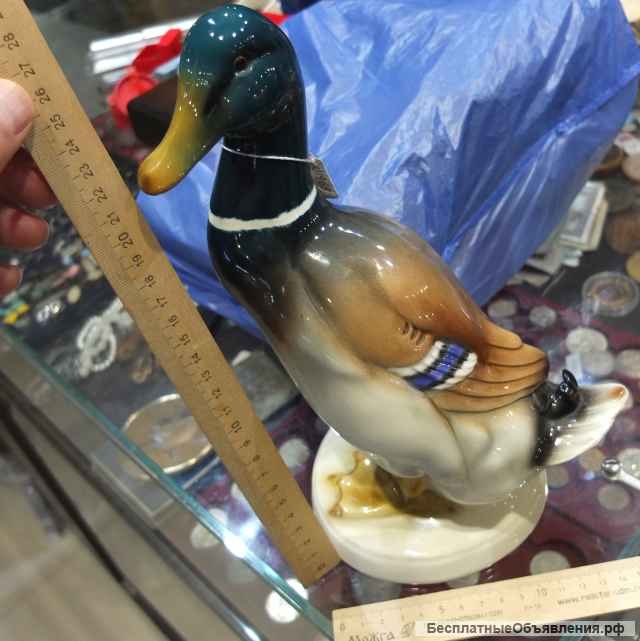 Фарфоровая статуэтка Утка красавица, немецкий коллекционный фарфор, фирvа Goebel, Германия