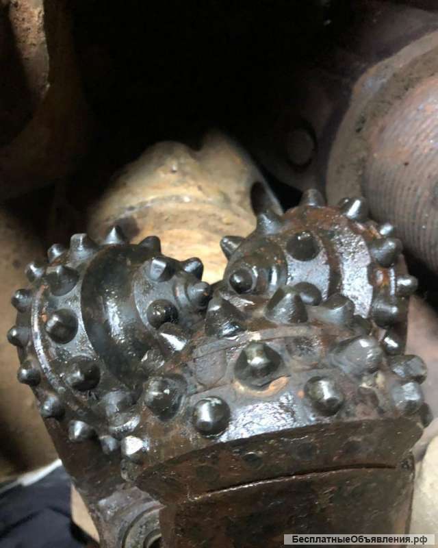 Долото буровой шарошечный 190 победит