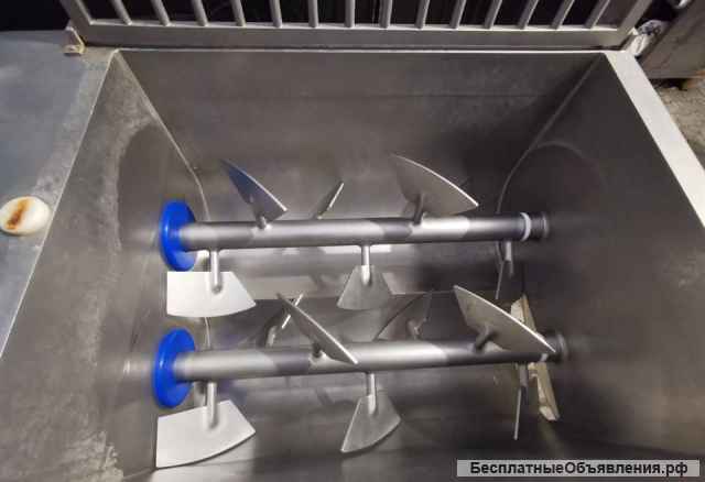 Смеситель с загрузкой NADRATOWSKI 450LTR