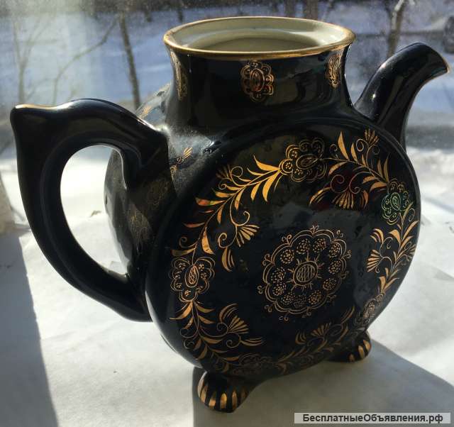 Советский винтаж: чайник фарфоровый «40 лет Октября»