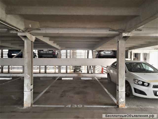 Машино-место на 3 этаже 2 шт