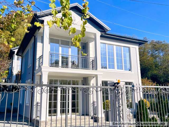 Дом в классическом стиле в Сочи