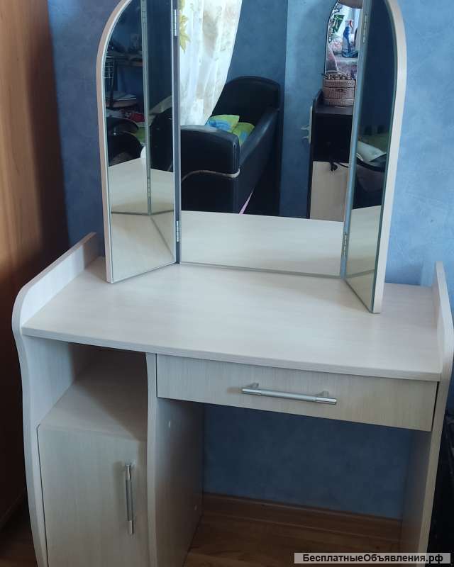 Трюмо трельяж с зеркалом