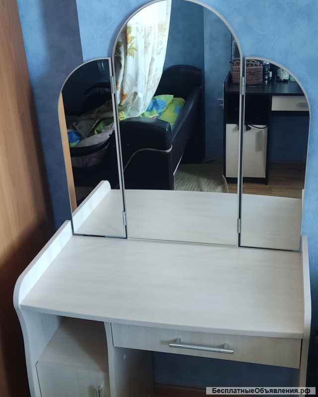 Трюмо трельяж с зеркалом