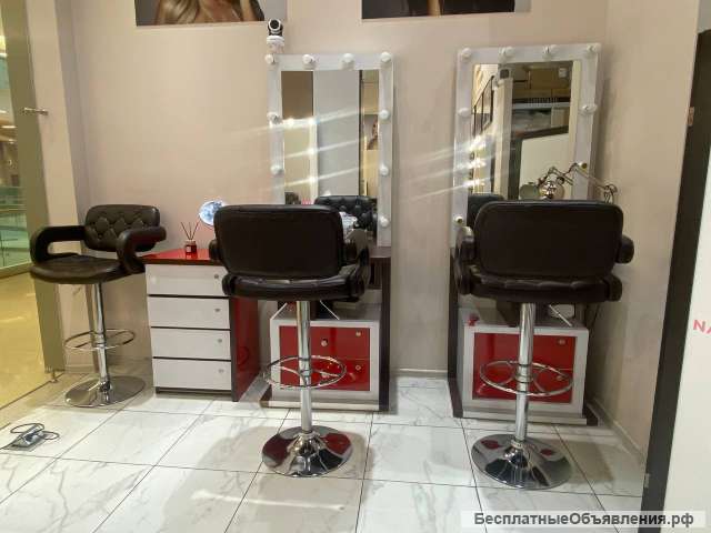 Готовый салон красоты в аренду, в крупном ТЦ в юао