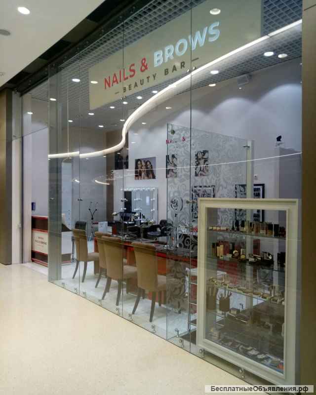 Готовый салон красоты в аренду, в крупном ТЦ в юао