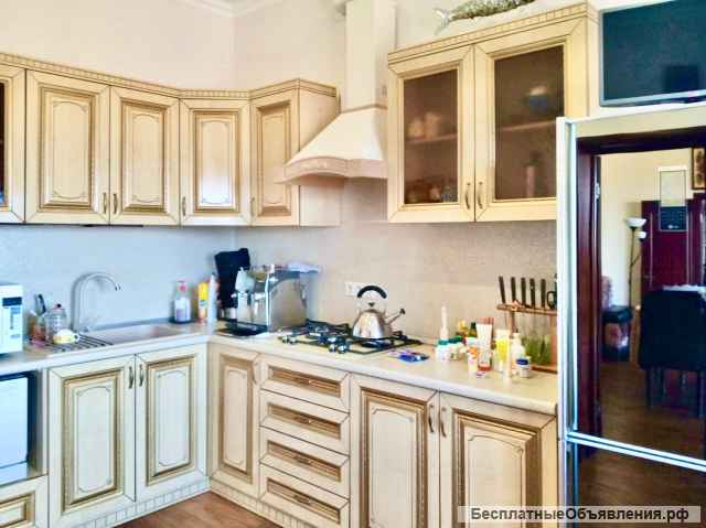 3-этажный дом в Сочи