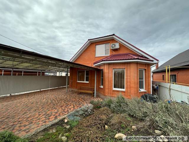 2-эт. дом в центре с. Красносельское, мкр. Светлый, 186/ 89/ 18.5 полностью кирпичный.