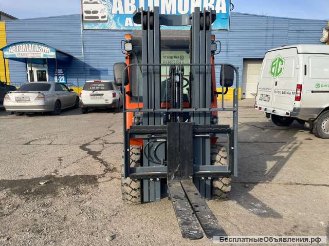 Вилочный погрузчик HELI CPCD 30