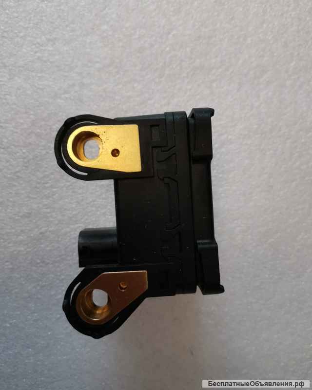 LR001055, 6G9N14B296AC Датчик ускорения продольного поперечного Land Rover Freelander 2 с 07 по 2014