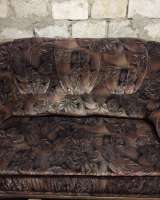 Диван продаю