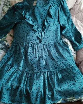 Платье Zara Авито Доставка ТОЛЬКО ПОЧТА РОССИИ Цена 550 рублей размер М есть затяжки