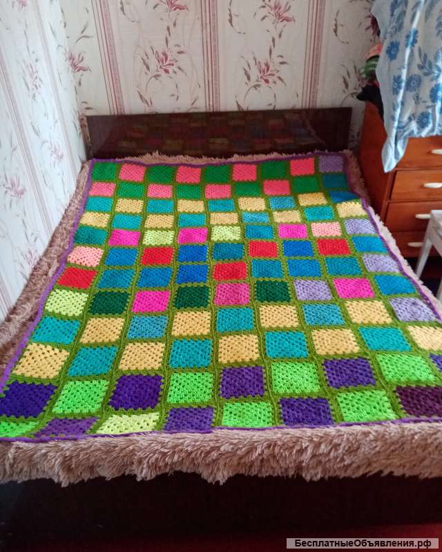 Плед связаный крючком
