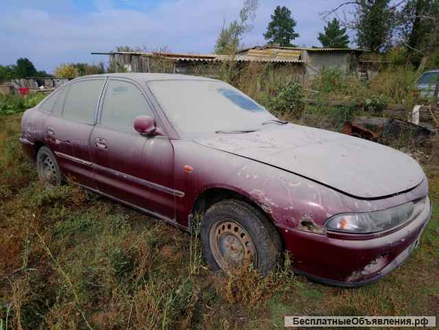 MITSUBISAHI GALANT, 1993 г. в., комби (хэтчбек) цвет вишневый, рабочий объем двигателя 1997 куб. с