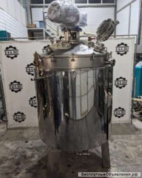 Емкость нержавеющая, объем 0,85 куб.м., рубашка, термос, мешалка, инв 2238