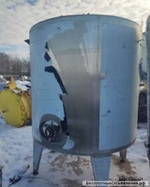 Емкости нержавеющие, объем 5 куб.м., вертикальные