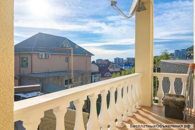 3-этажный гостевой дом в Сочи