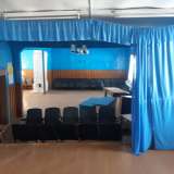 Здание бывшего клуба с земельным участком