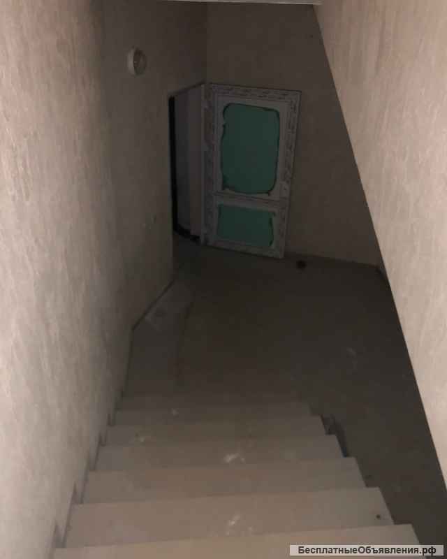 Коммерция в центре города, цоколь