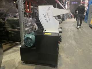 Дробилка для пластиковых изделий XFS-180