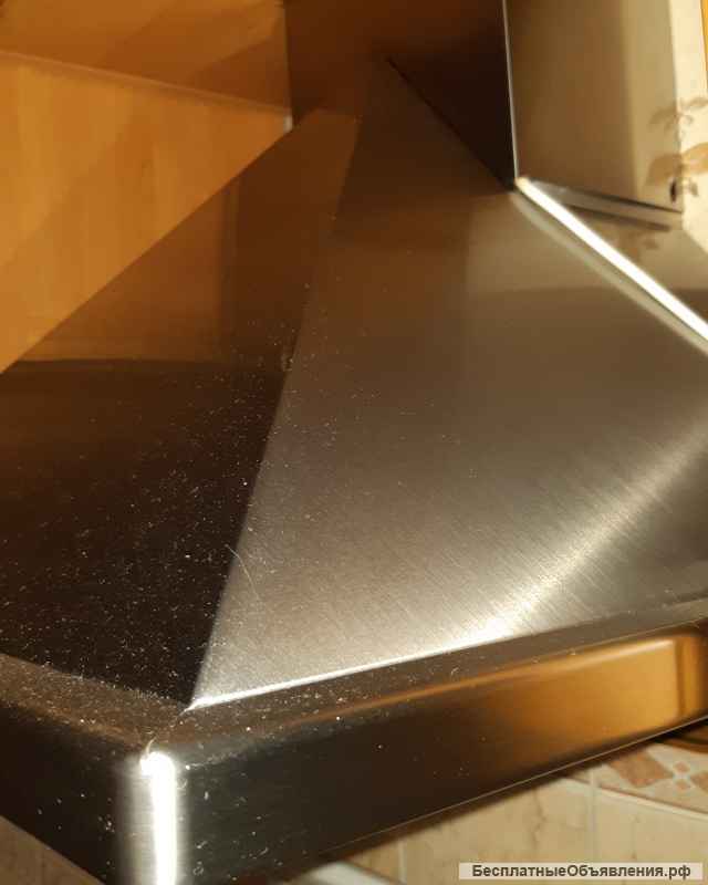 Кухонная вытяжка