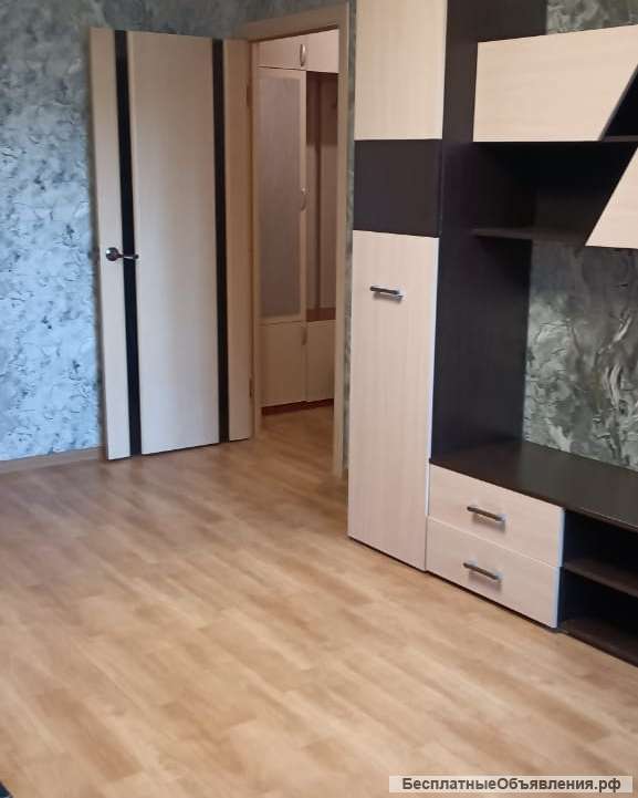 Сдаю 2х комнатную квартиру ул. Ломжинская 13