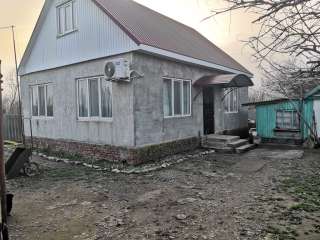 1-эт. жилой дом в центре с. Красносельское, ул. Пушкина, 75/ 35/ 10, блок.