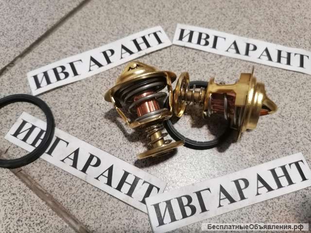 3907242 Термостат Cummins 3907242