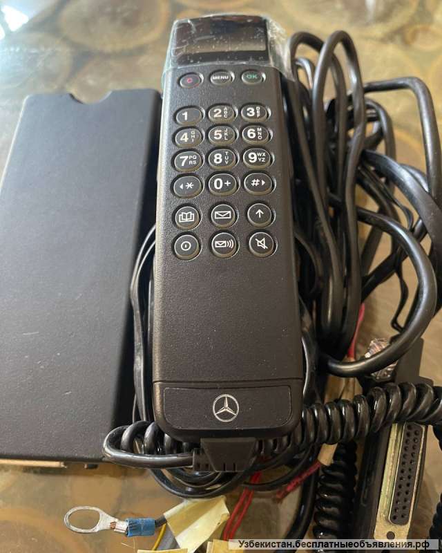 Телефон в автомобиль