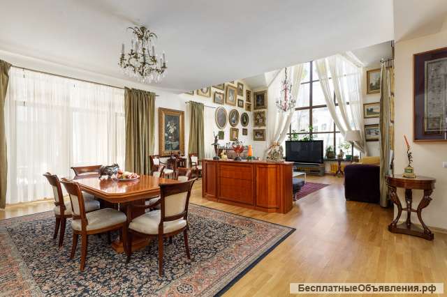 Дома 659 кв.м. в Серебряном Бору, Москва