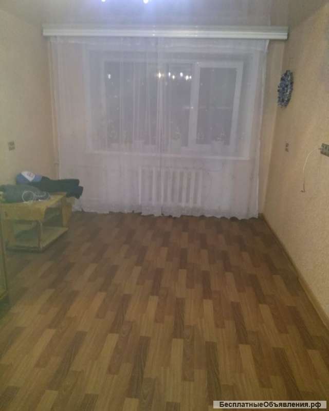 Комната в общежитии коридорного типа почти центр города