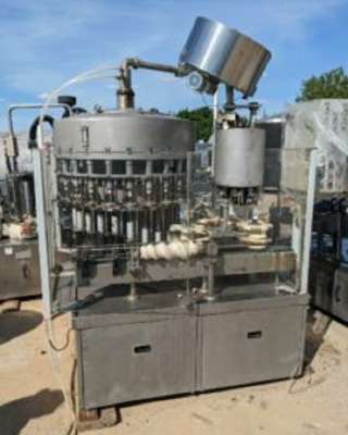 Моноблок розливо-укупорочный Ленпродпаш