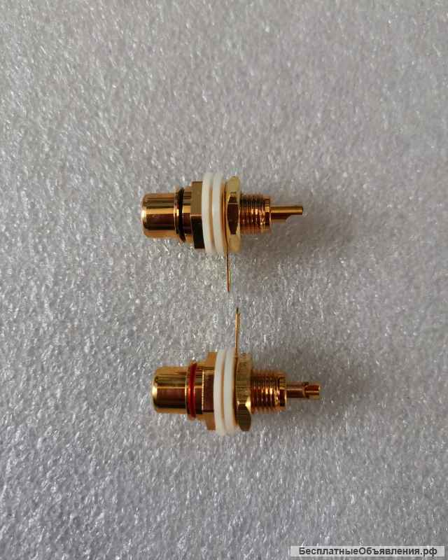 RS-115, RCA красное и чёрное гнездо на панель (зол.) Germany оригинальное НОВОЕ