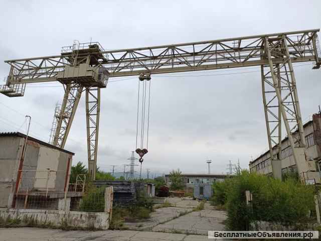 Козловой кран 32т