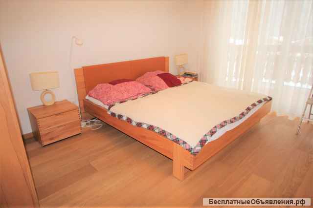 GOLF C, элитная 2.5-комнатная квартира в тихом месте, с камином и большим балконом, Лейкербад, Швейц