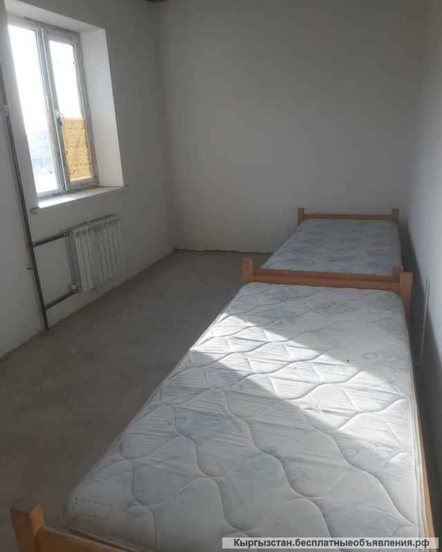 Сдаю под бизнес: подвал, 1-й и 2-й этаж в 3-этажном доме, мкр. Достук (110 Квартал), б/п