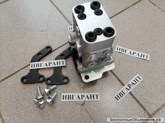 702-16-04160, 7021604160 Клапан-Педаль управления ходом PC-7 - 702-16-04160, 7021604160