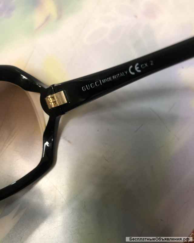 Солнцезащитные очки женские Gucci