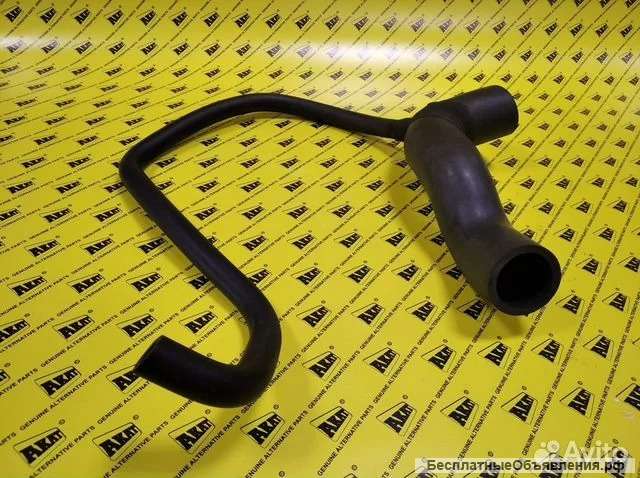 Патрубок радиатора JCB 834/11195 834/10989